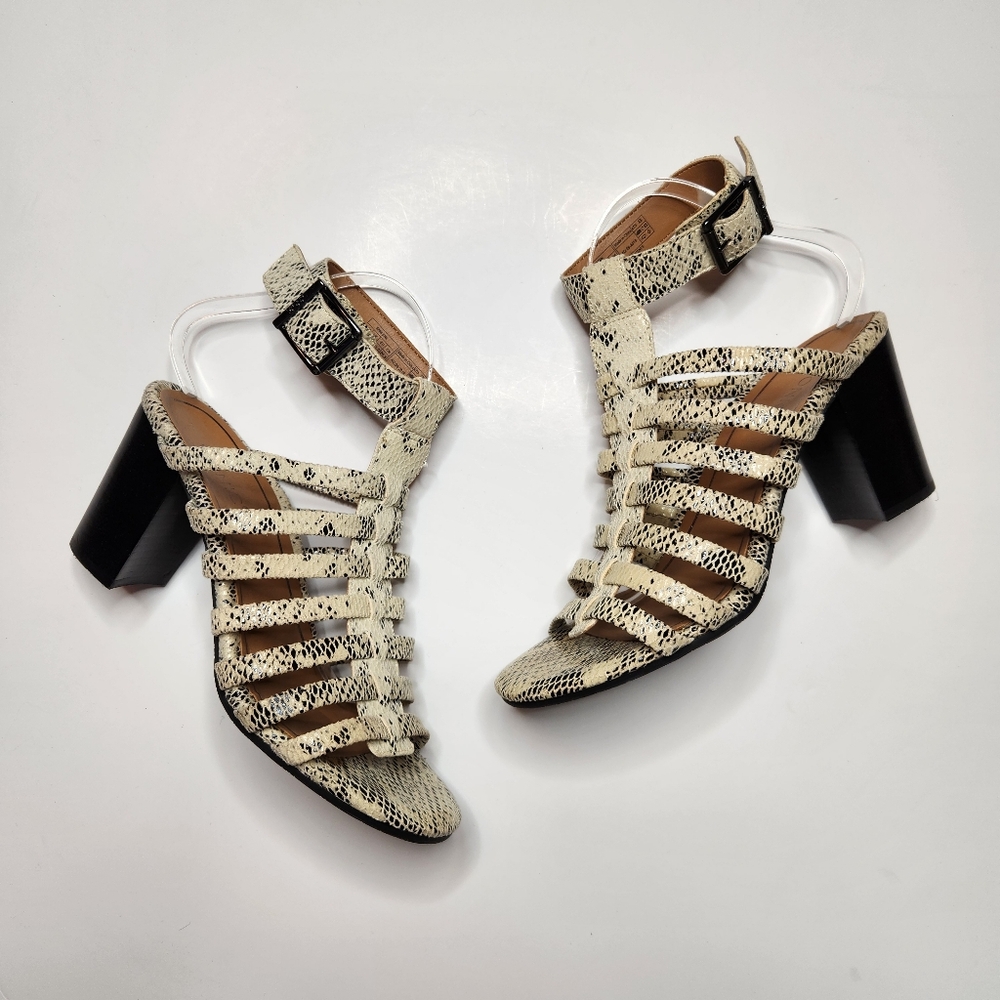 Vionic White & Black Snake Reptile Print Sami Block Heel Sandals Womens Size 9.5 - Picture 8 of 8